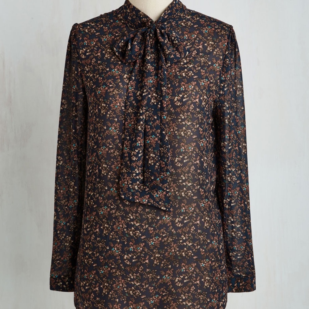 Modcloth Floral Tie Neck Top